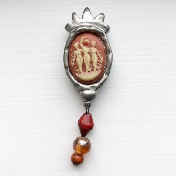 Vintage Other - Pewter & Clay Beaded ‘Maiden’ Magnet